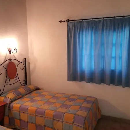Affittacamere In Guest - Casa El Cardon A2 *